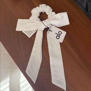 SOLD - Alo Love Knots Tie White Hair Scrunchie